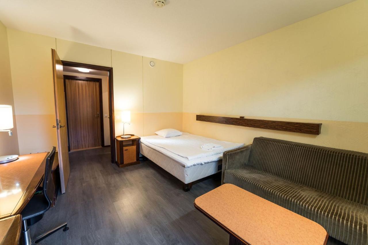 Budget Hotel Raahe Extérieur photo