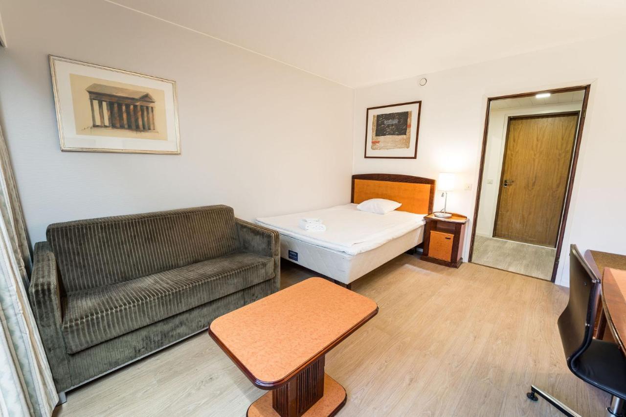 Budget Hotel Raahe Extérieur photo